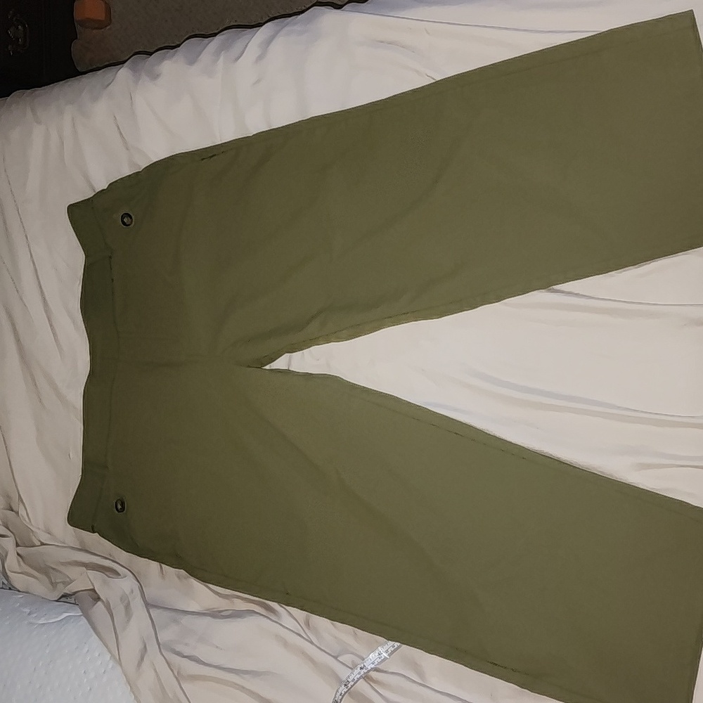 Women's capri's